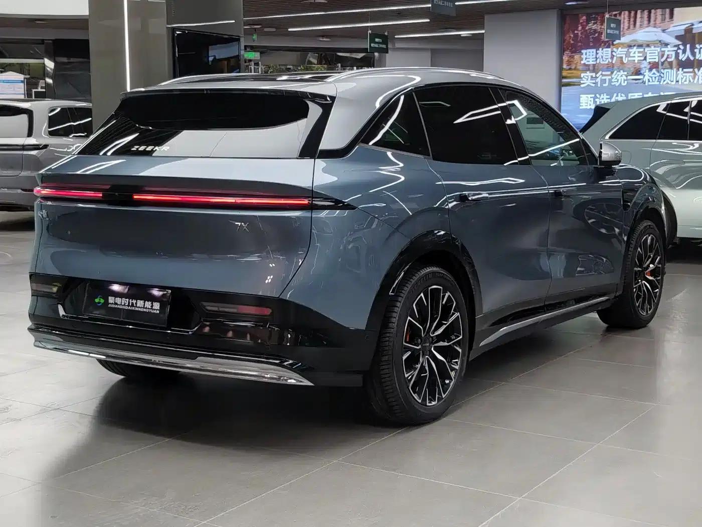 Jike 7X 2025 Model 100kWh Long-Range Rear-Wheel Drive Intelligent Driving Edition — миниатюра 8