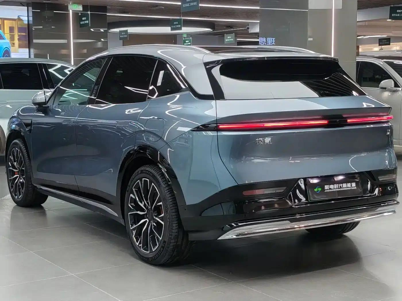 Jike 7X 2025 Model 100kWh Long-Range Rear-Wheel Drive Intelligent Driving Edition — миниатюра 9