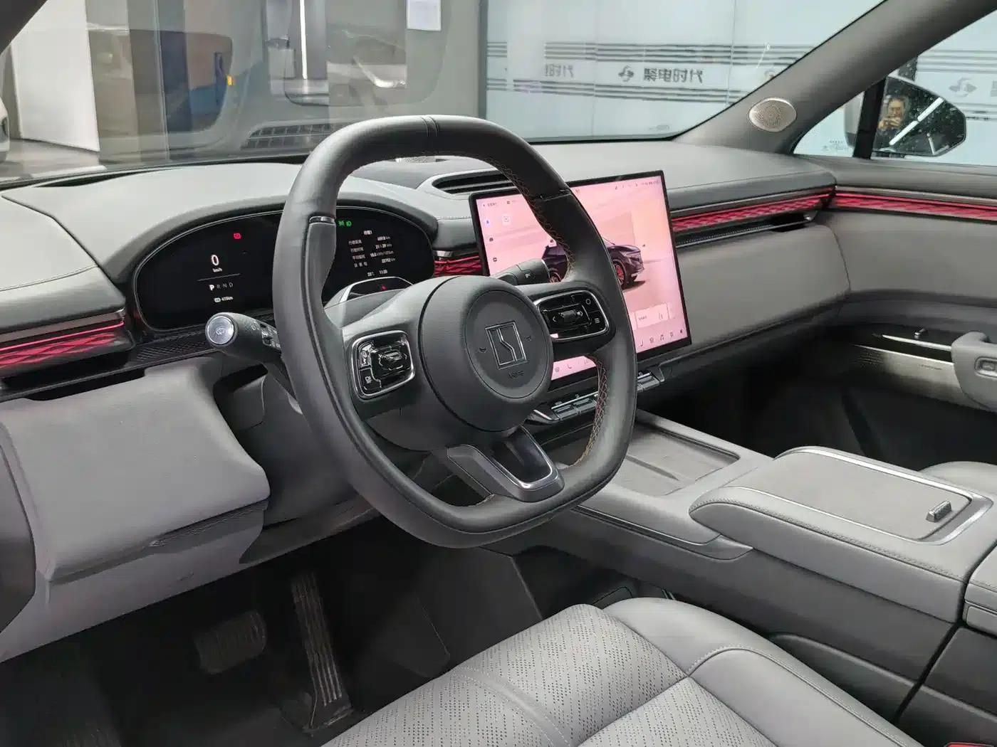 Jike 7X 2025 Model 100kWh Long-Range Rear-Wheel Drive Intelligent Driving Edition — миниатюра 10