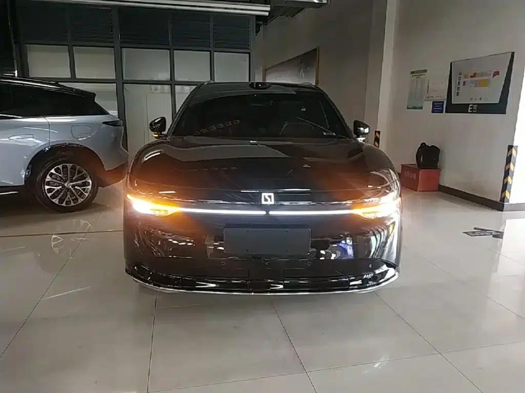 Jike 7X 2025 75kWh Rear-Wheel Drive Intelligent Driving Edition — миниатюра 3