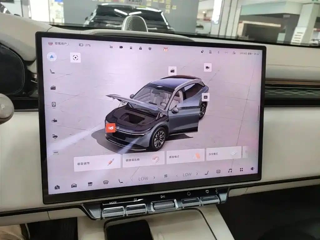 Jike 7X 2025 Model 100kWh Long-Range Four-Wheel Drive Intelligent Driving Edition — миниатюра 13