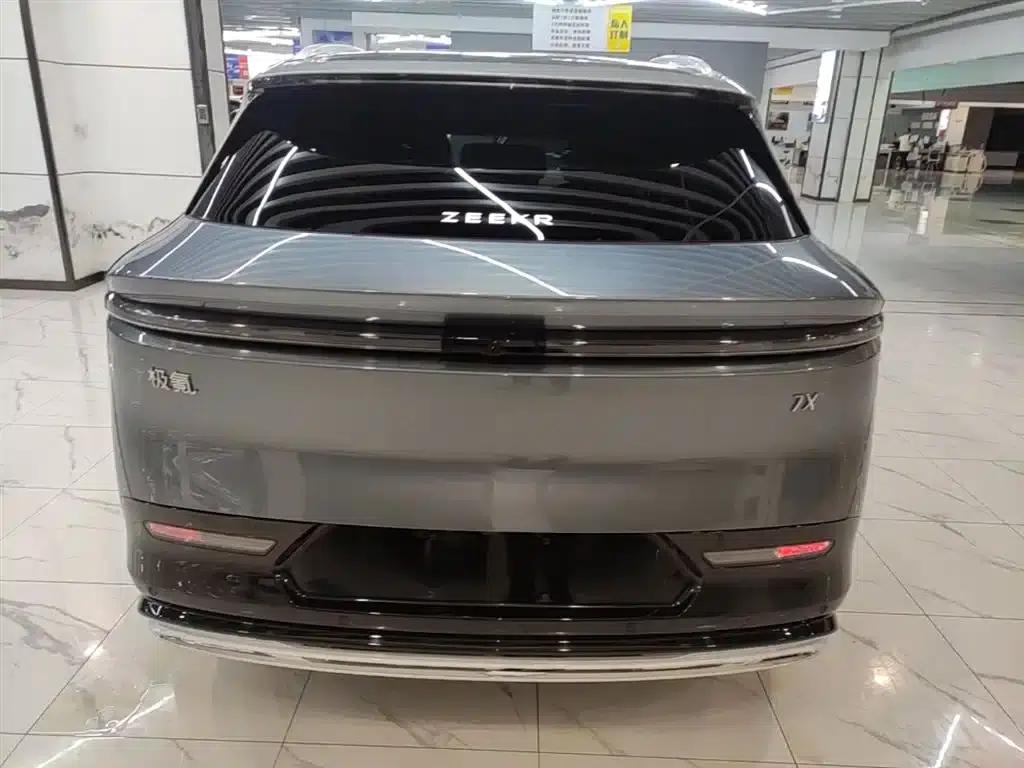 Jike 7X 2025 Model 100kWh Long-Range Four-Wheel Drive Intelligent Driving Edition — миниатюра 6