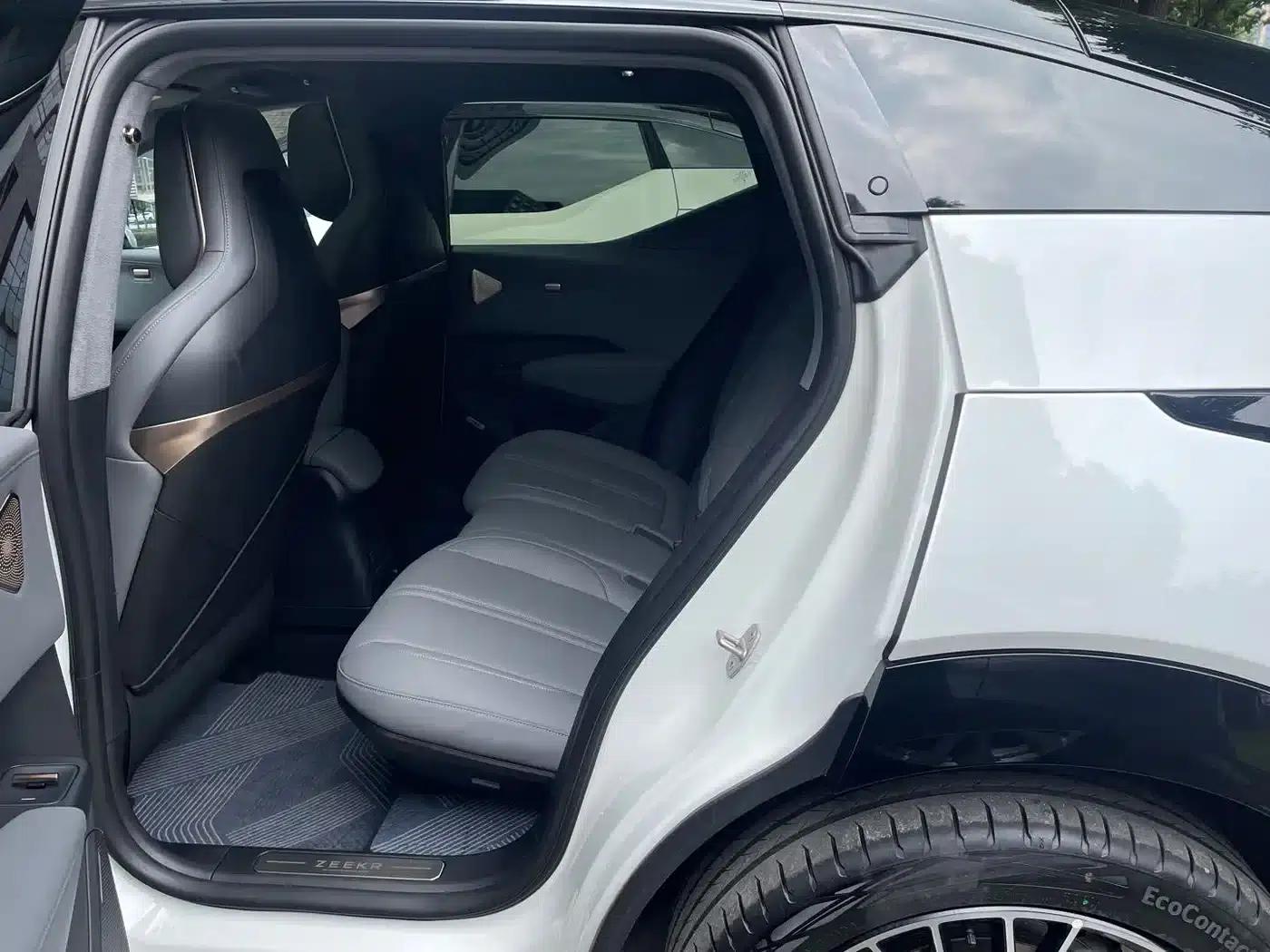 Extreme Krypton X 2025 Four-Seat Rear-Wheel Drive Cube Edition — миниатюра 11