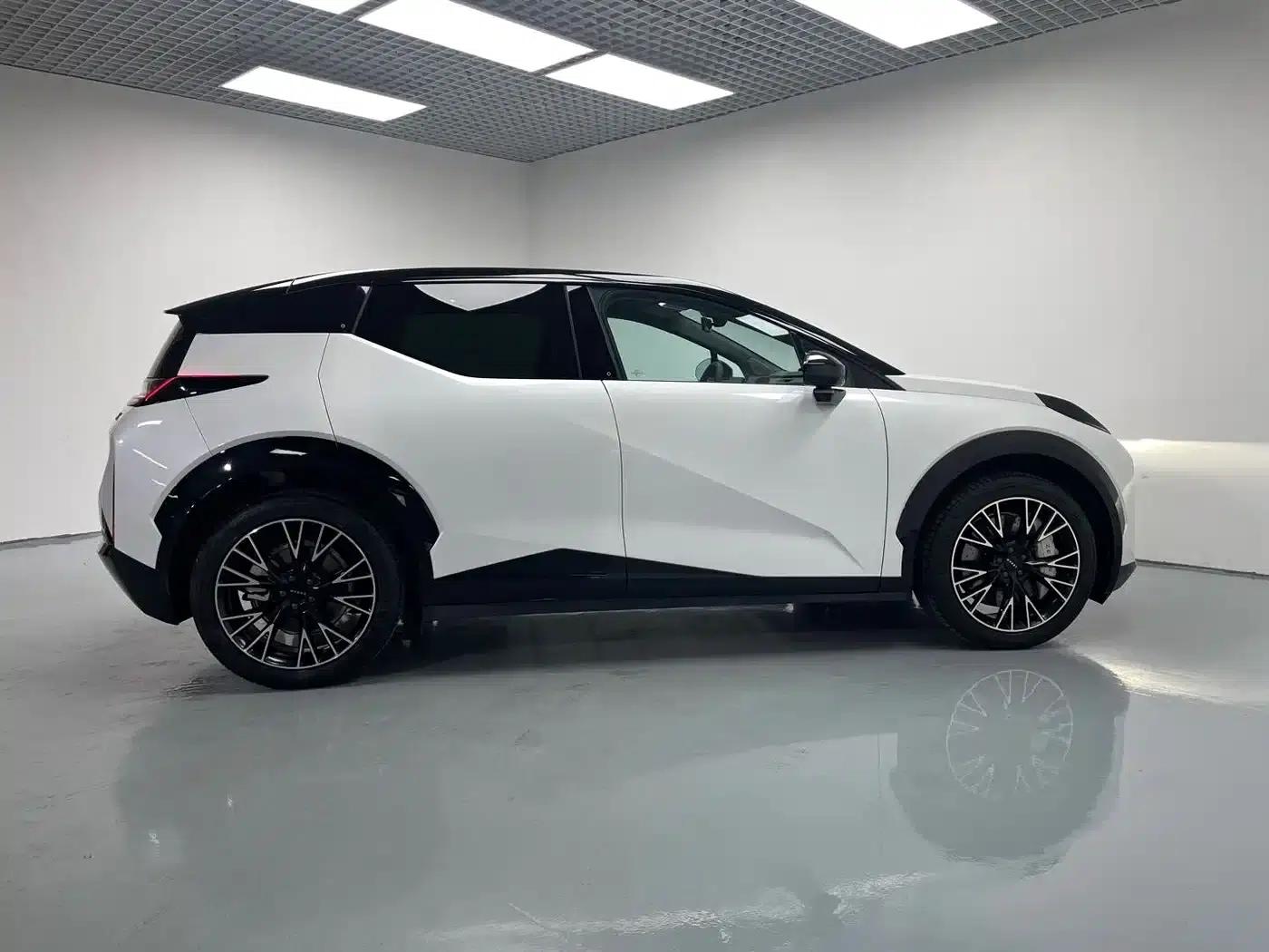 Extreme Krypton X 2025 Four-Seat Rear-Wheel Drive Cube Edition — миниатюра 7