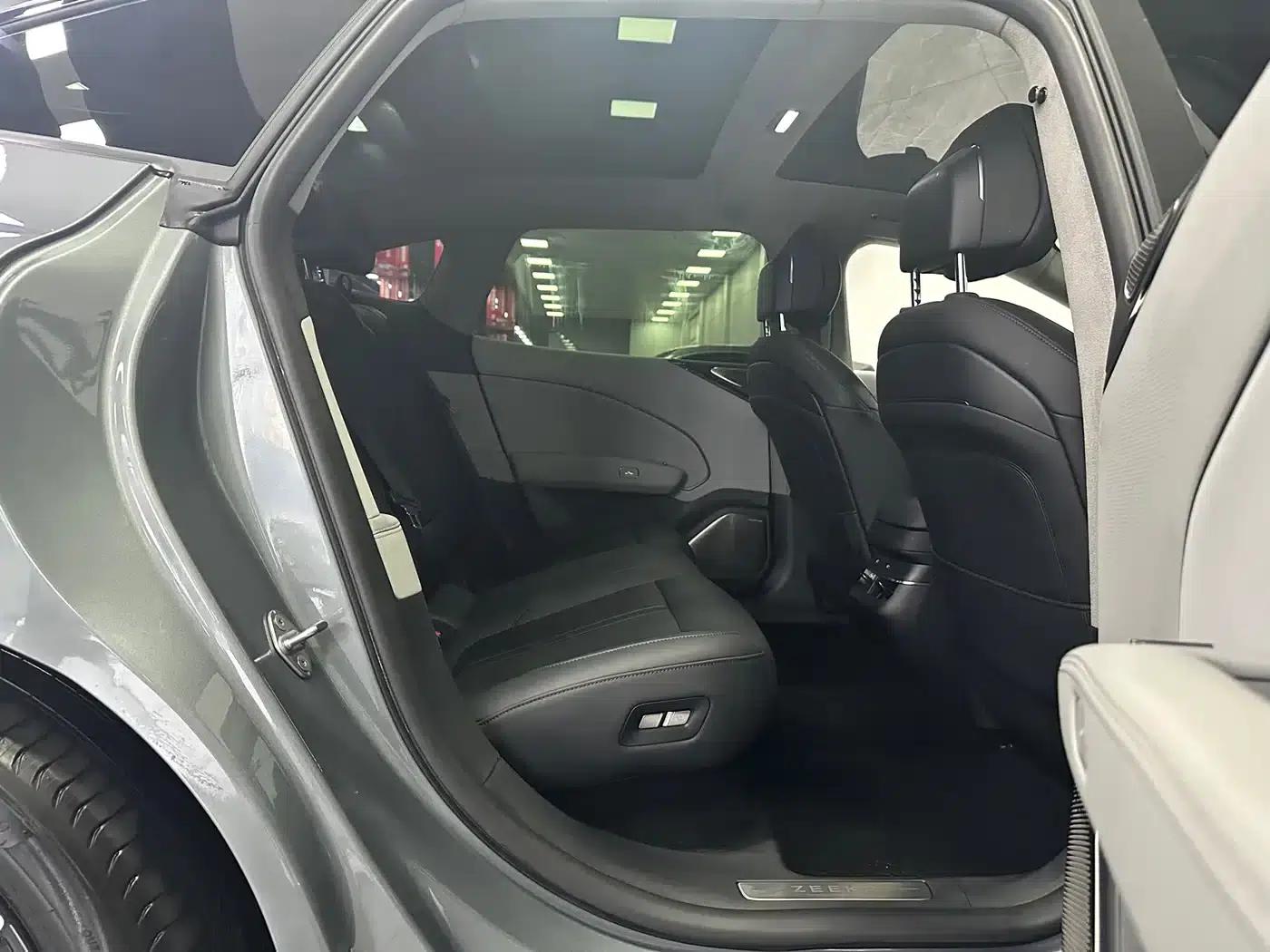 Extreme Krypton 007 2025 Rear-Wheel Drive Intelligent Driving Edition 75kWh — миниатюра 11
