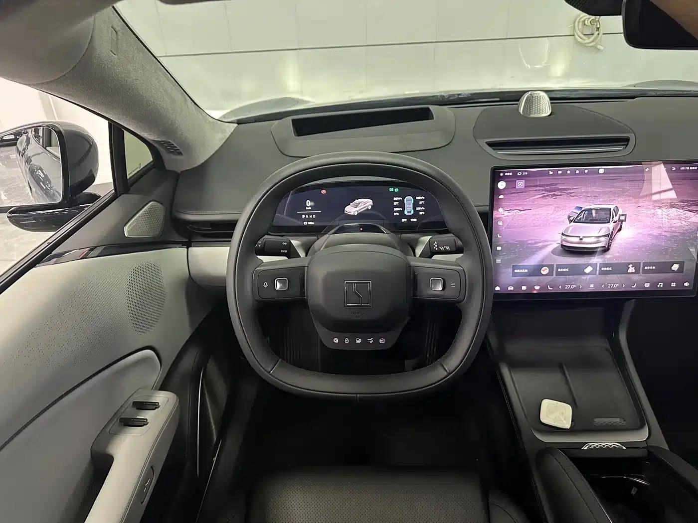 Extreme Krypton 007 2025 Rear-Wheel Drive Intelligent Driving Edition 75kWh — миниатюра 15