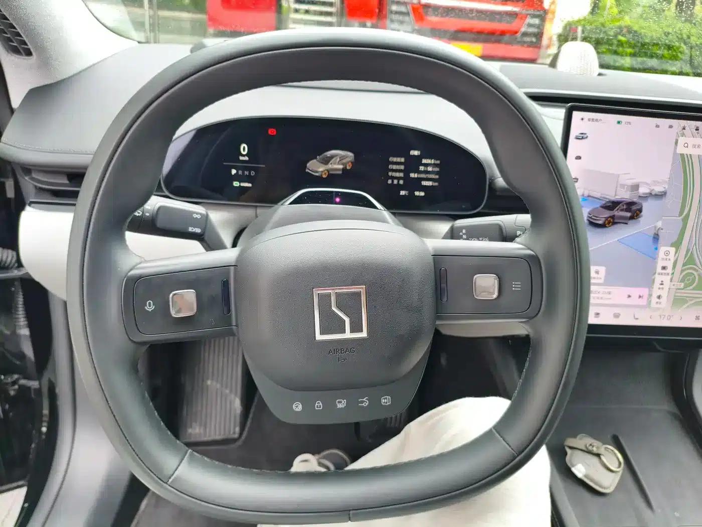 Extreme Krypton 007 2025 All-Wheel Drive Intelligent Driving Edition 75kWh — миниатюра 7
