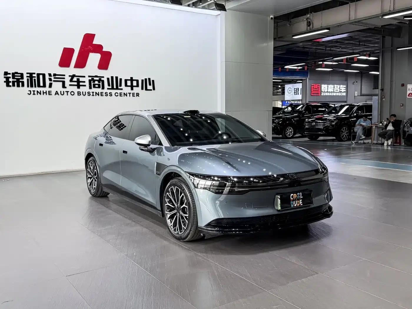 Extreme Krypton 007 2025 Rear-Wheel Drive Intelligent Driving Edition 75kWh — миниатюра 3