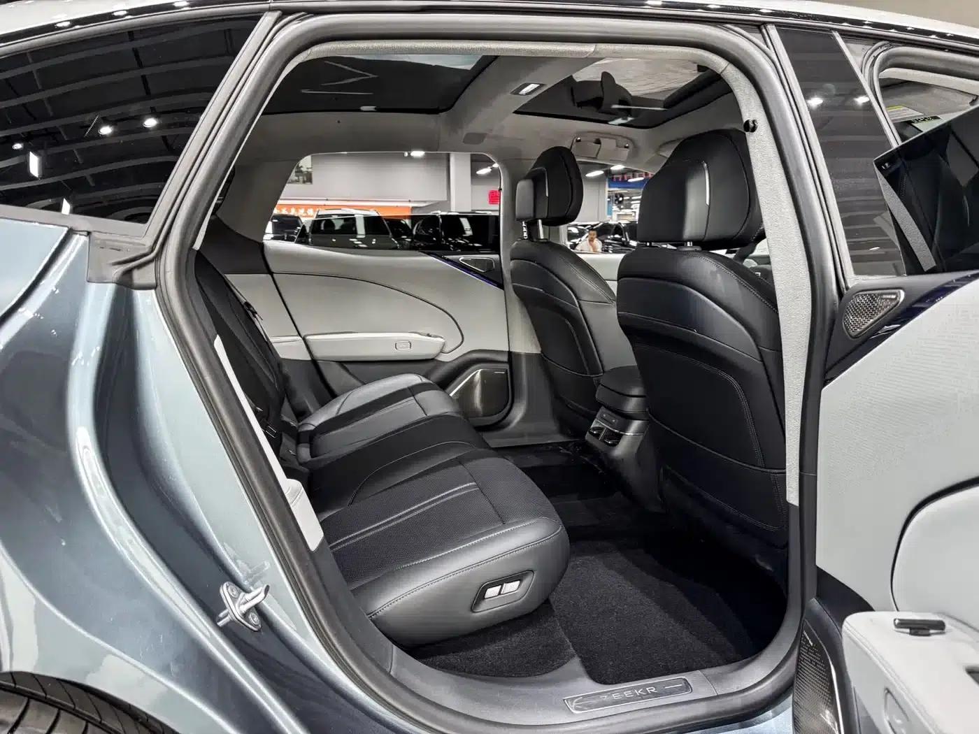 Extreme Krypton 007 2025 Rear-Wheel Drive Intelligent Driving Edition 75kWh — миниатюра 9