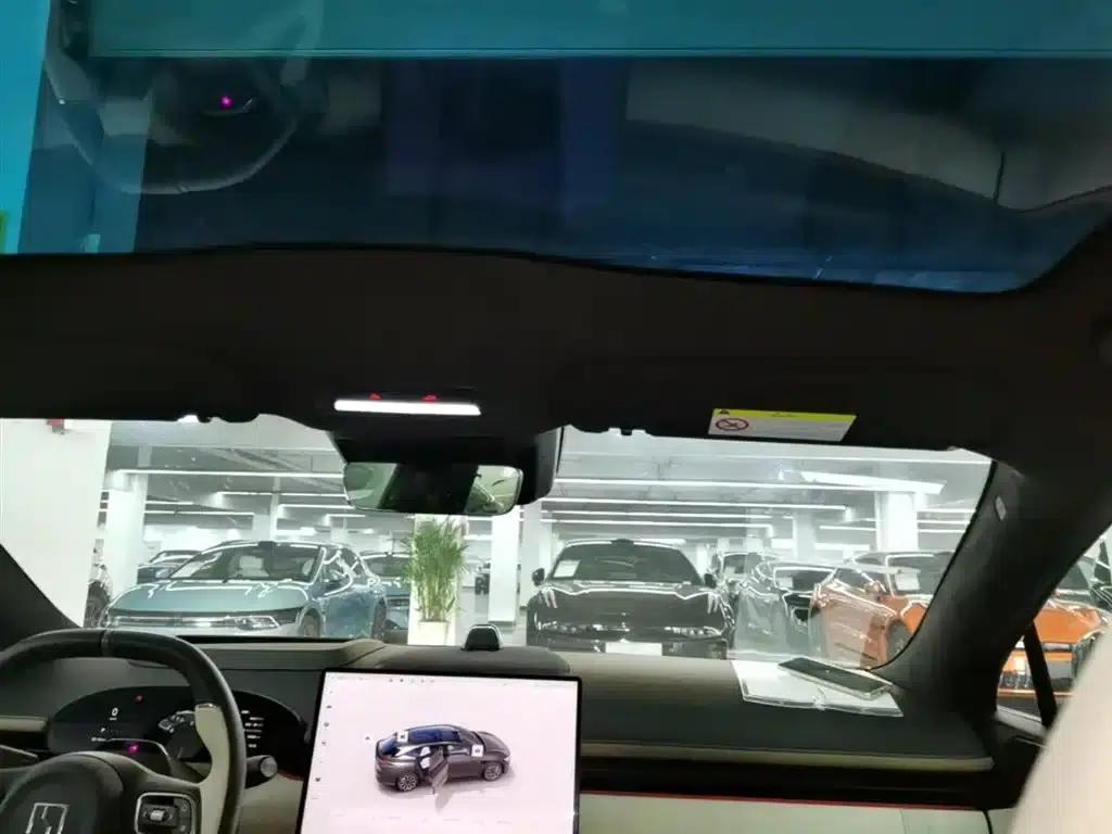 Extreme Krypton 007GT 2025 All-Wheel Drive Intelligent Driving Edition 75kWh — миниатюра 18