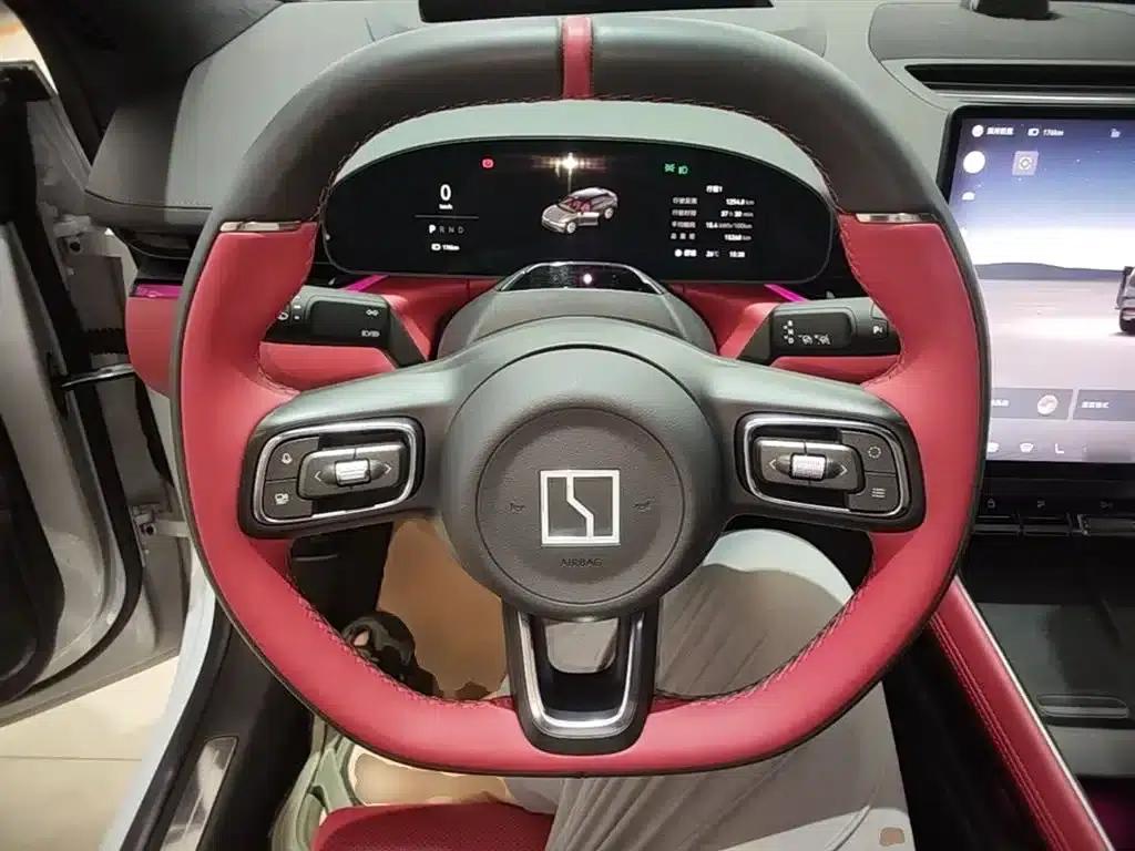 Jike 007GT 2025 Rear-Wheel Drive Intelligent Driving Edition 75kWh — миниатюра 11