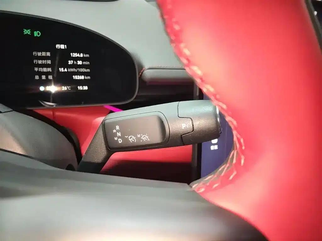 Jike 007GT 2025 Rear-Wheel Drive Intelligent Driving Edition 75kWh — миниатюра 14