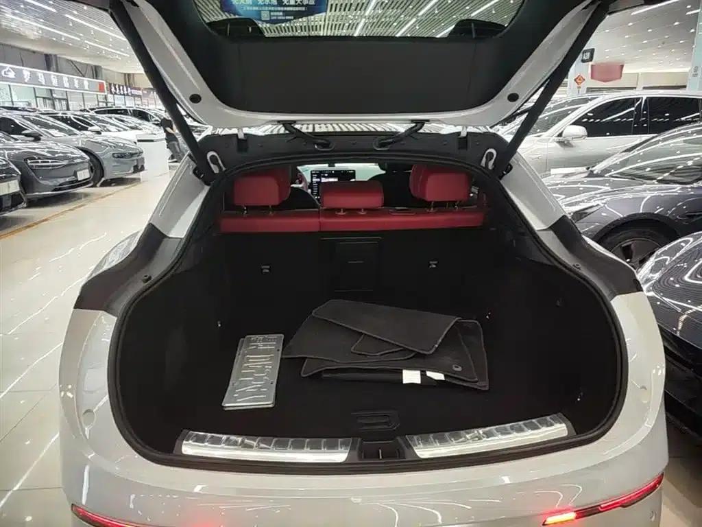 Jike 007GT 2025 Rear-Wheel Drive Intelligent Driving Edition 75kWh — миниатюра 19