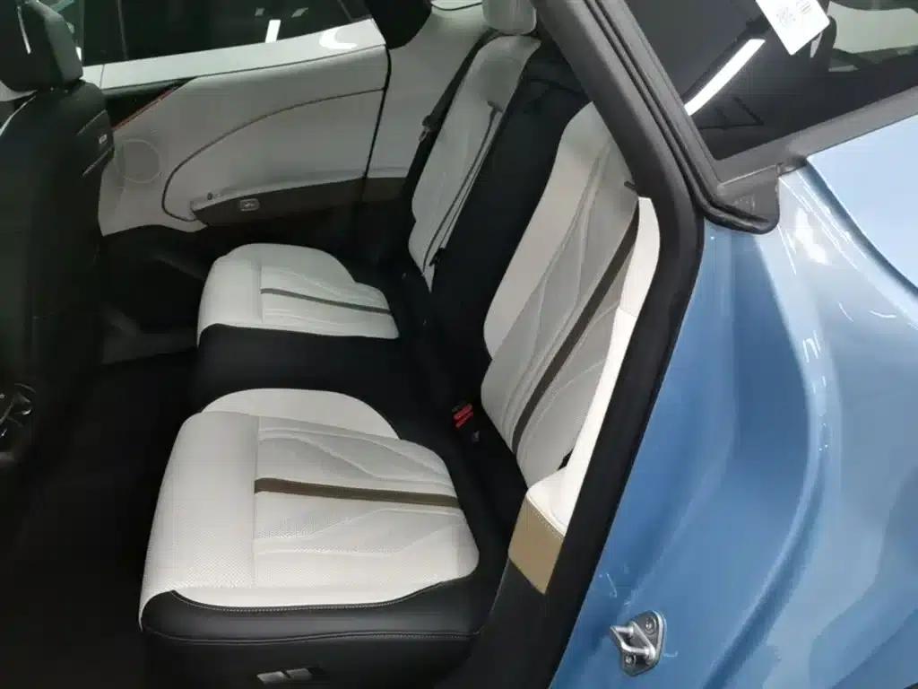 Extreme Krypton 007GT 2025 All-Wheel Drive Intelligent Driving Edition 75kWh — миниатюра 17