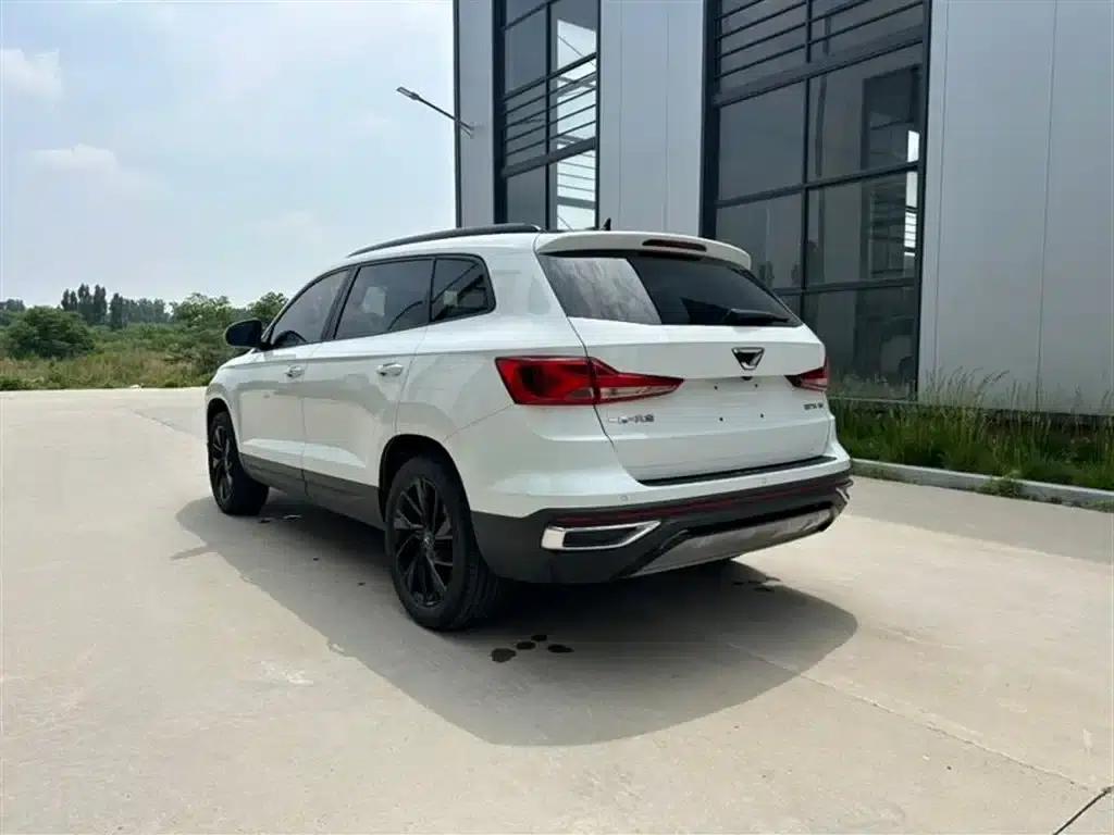 Jetta VS7 2022 Panda Edition 1.4T Automatic Enjoyment Pro — миниатюра 3