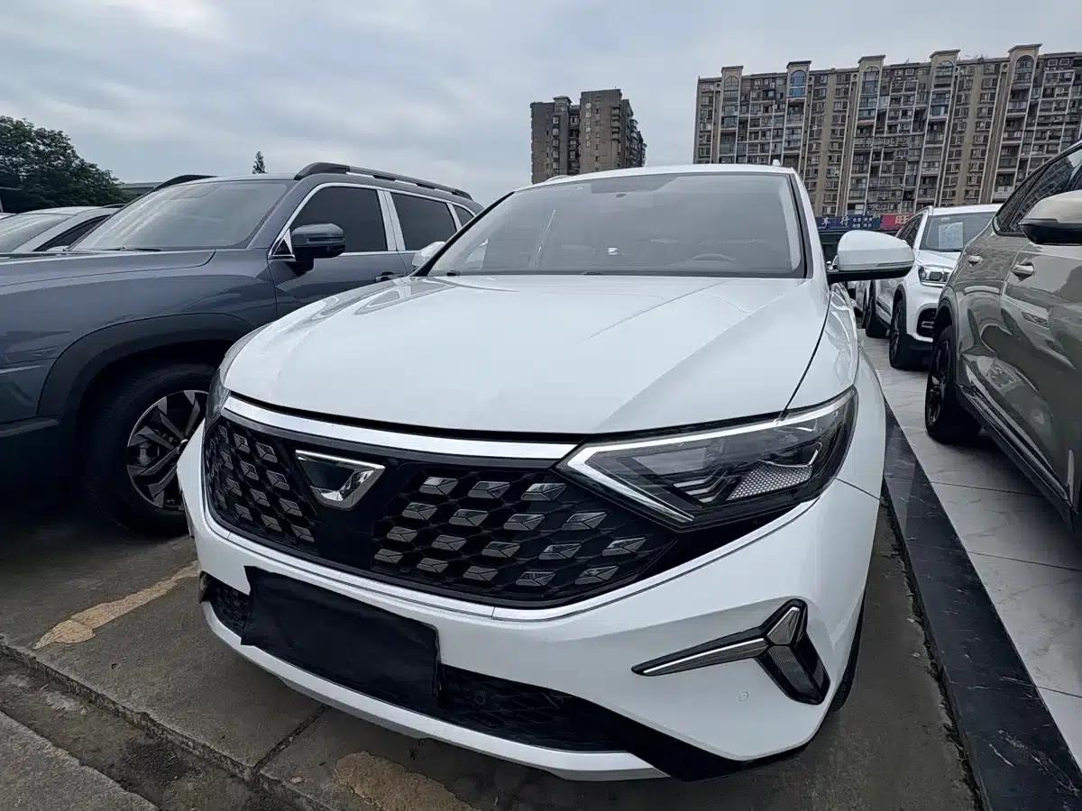Jetta VS7 2023 280TSI Automatic Entry-Level Edition — миниатюра 1
