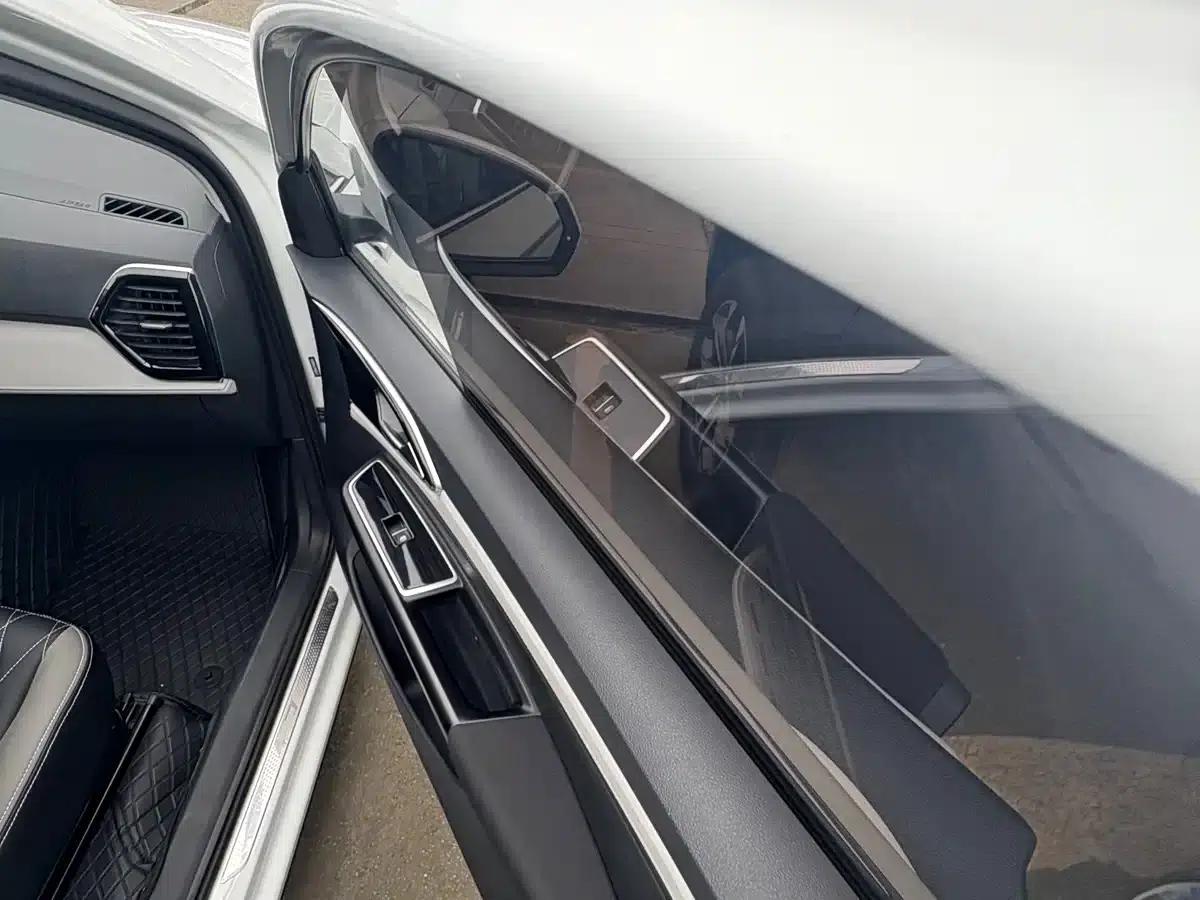 Jetta VS7 2023 280TSI Automatic Entry-Level Edition — миниатюра 12