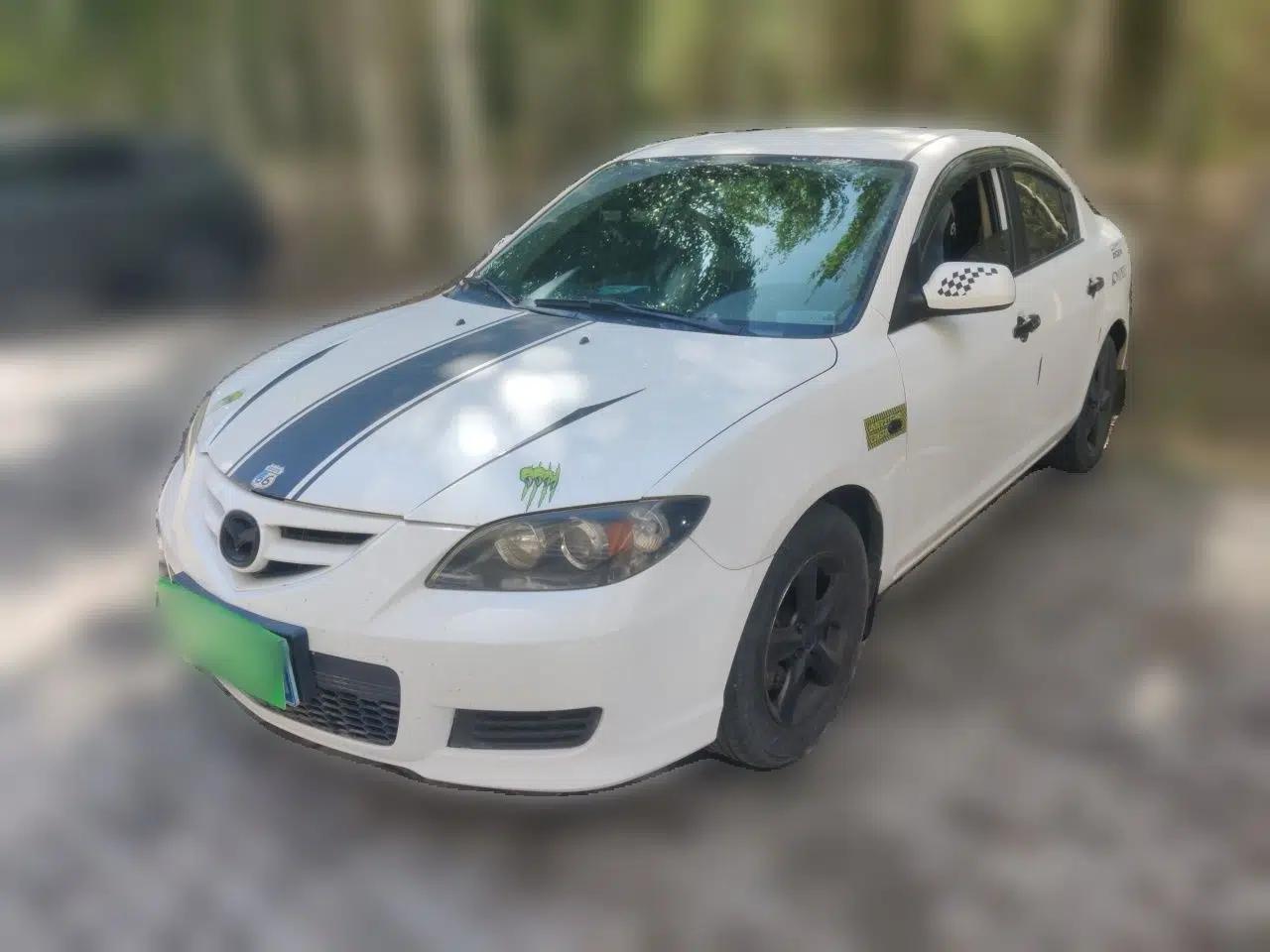 Mazda 3 2010 1.6L Automatic Classic Stylish Version — миниатюра 1