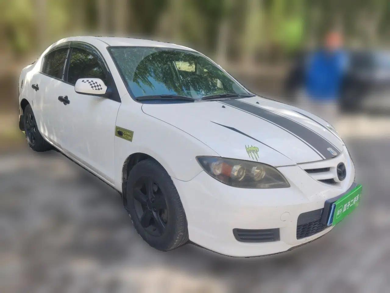 Mazda 3 2010 1.6L Automatic Classic Stylish Version — миниатюра 3