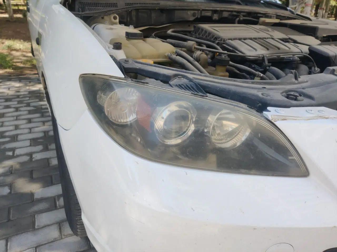 Mazda 3 2010 1.6L Automatic Classic Stylish Version — миниатюра 7