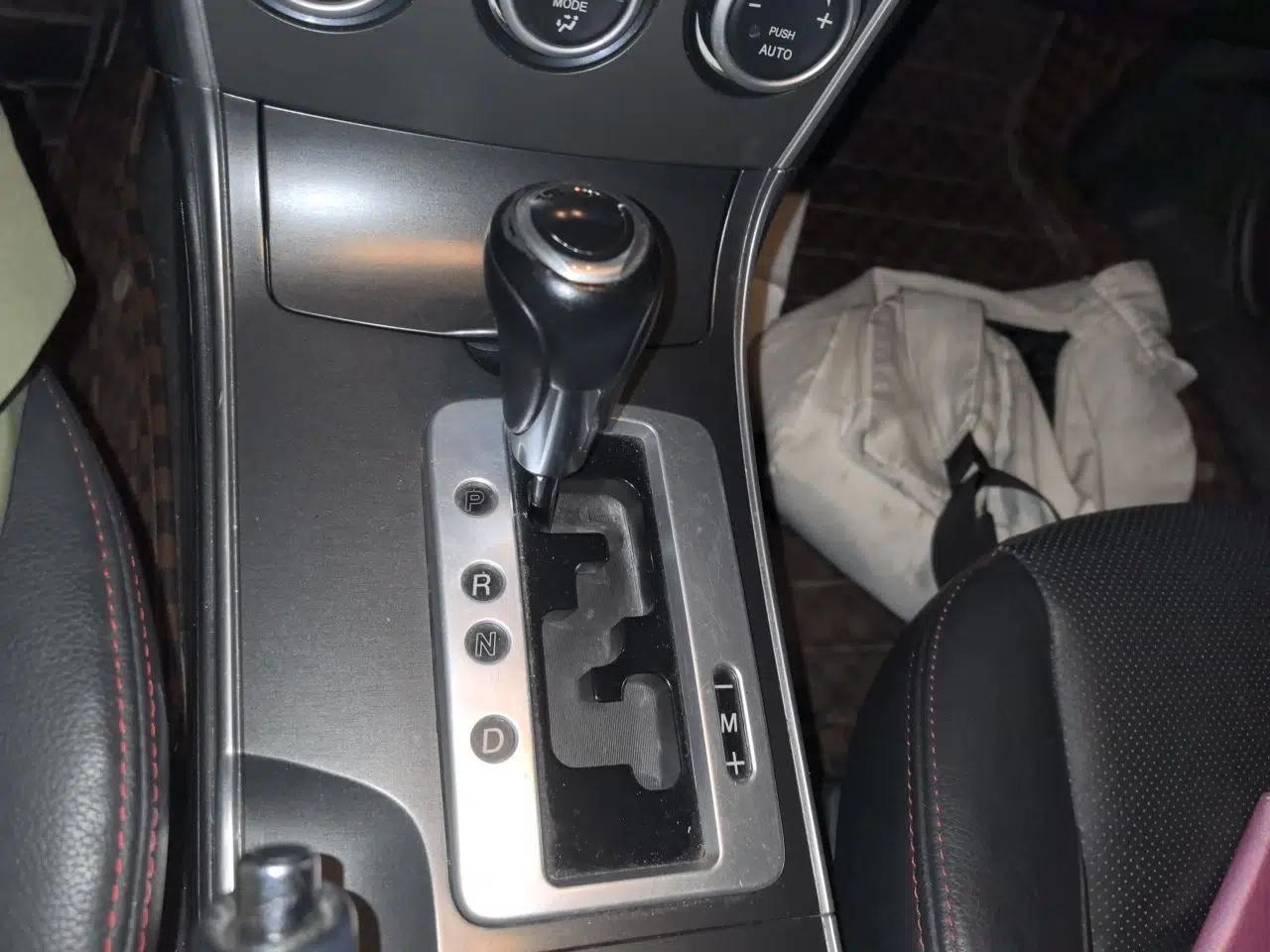 Mazda 6 2013 2.0L Automatic Ultra-Luxury Model — миниатюра 15