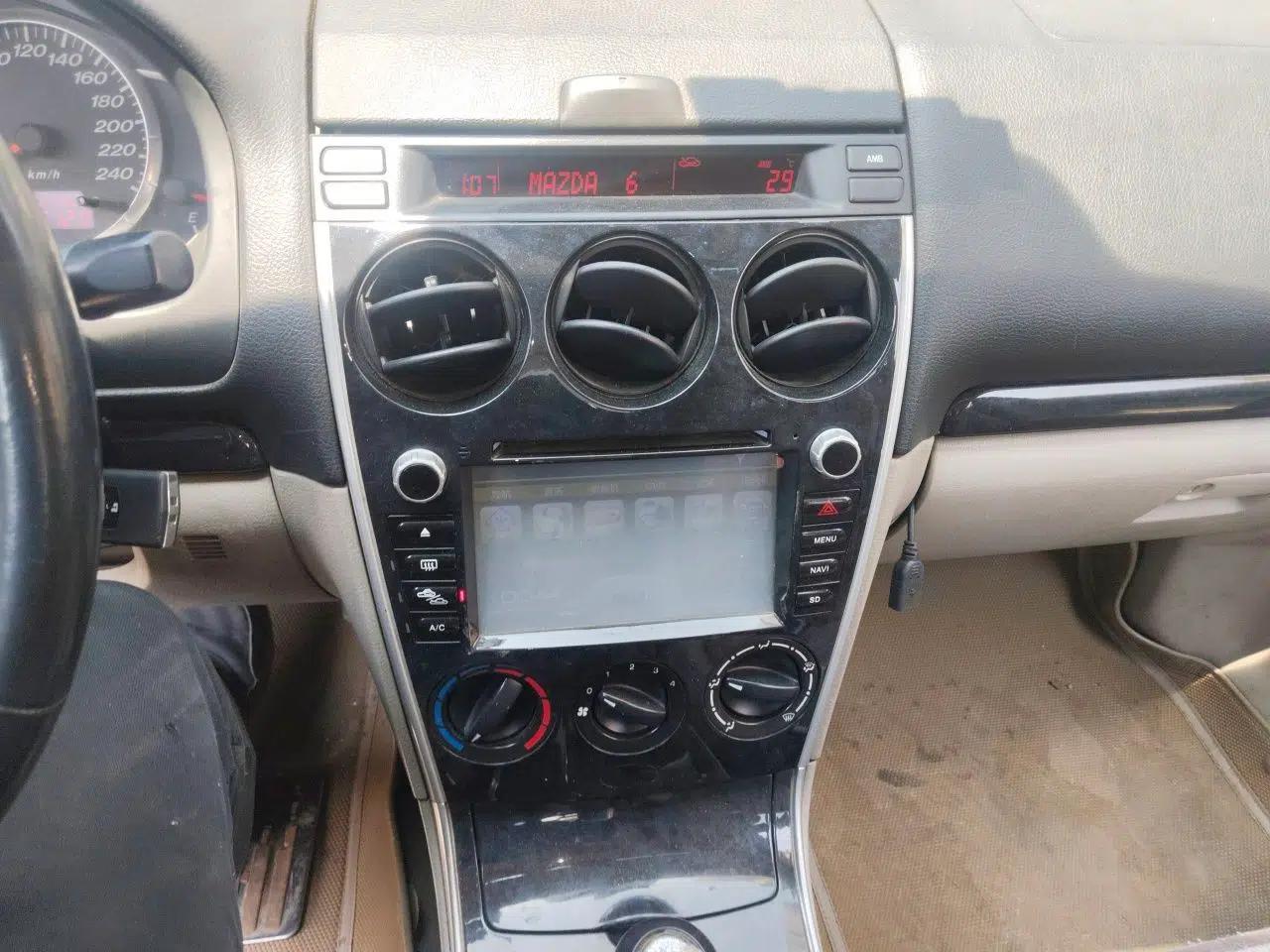 Mazda 6 2011 2.0L Manual Trim — миниатюра 14