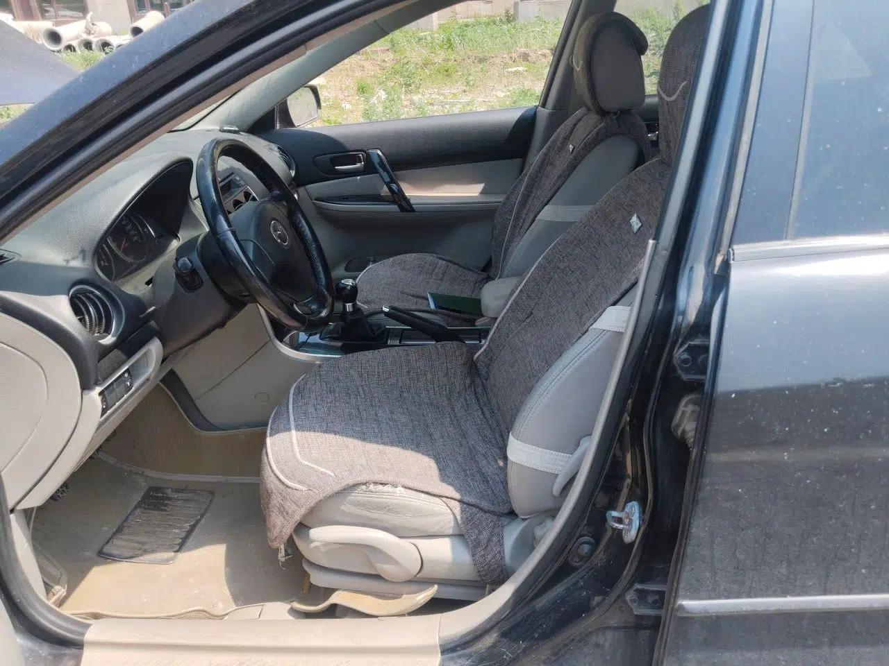 Mazda 6 2011 2.0L Manual Trim — миниатюра 16