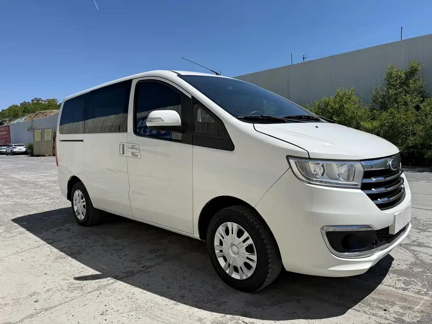 Refine M3 2019 IKEA Edition 1.6L Luxury — миниатюра 3