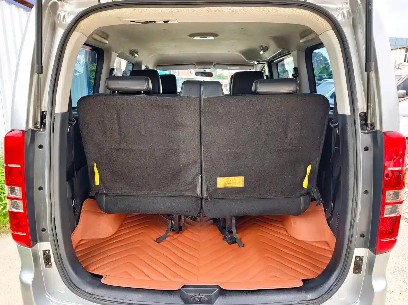 Refine M3 2016 IKEA Edition 1.6L Luxury — миниатюра 28