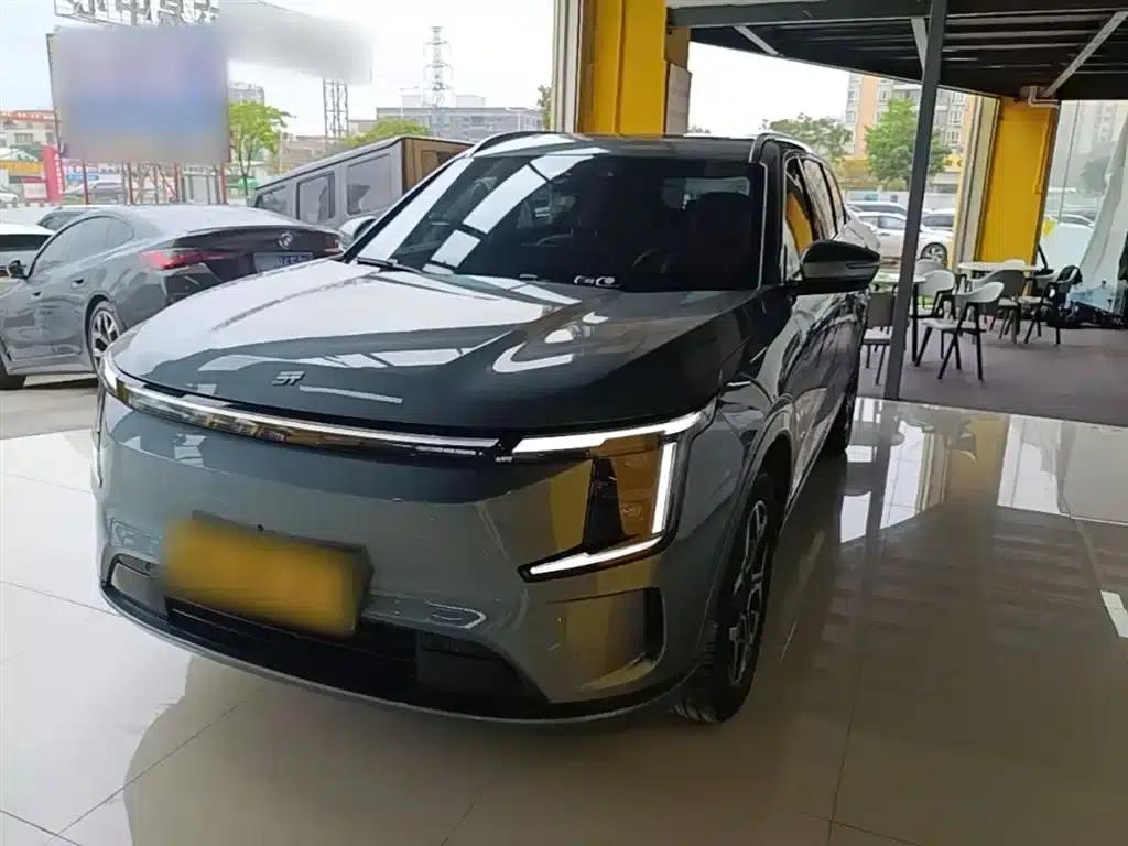 Jetour Mountain & Sea L7 PLUS 2026 Model 220km Luxury Edition 5-Seater — миниатюра 2