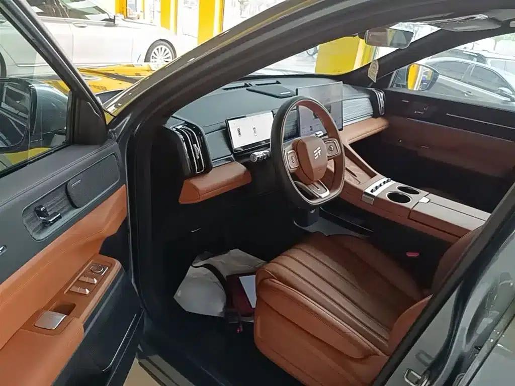 Jetour Mountain & Sea L7 PLUS 2026 Model 220km Luxury Edition 5-Seater — миниатюра 16