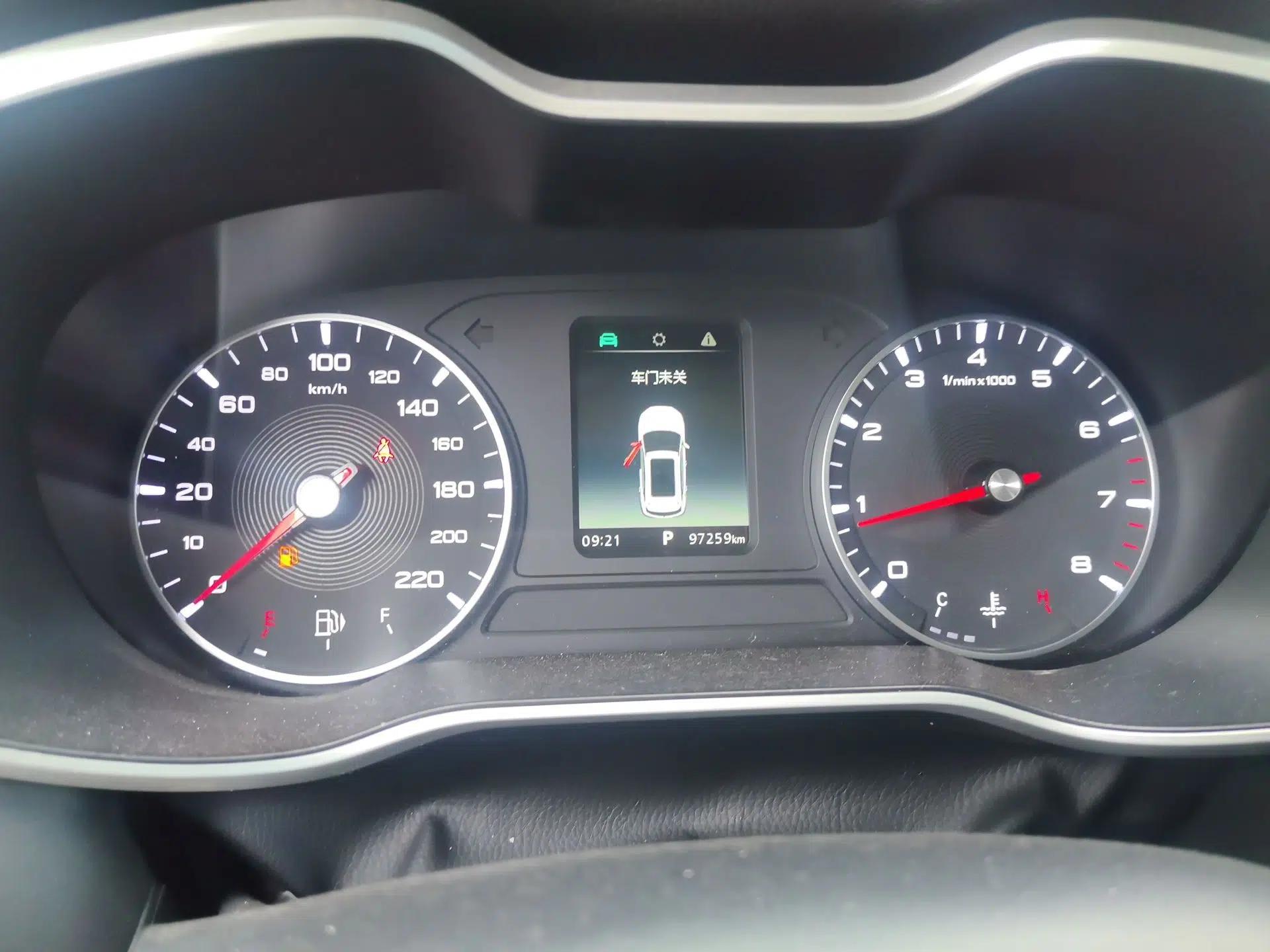 MG ZS 2020 180 DVVT Automatic Lite — миниатюра 12