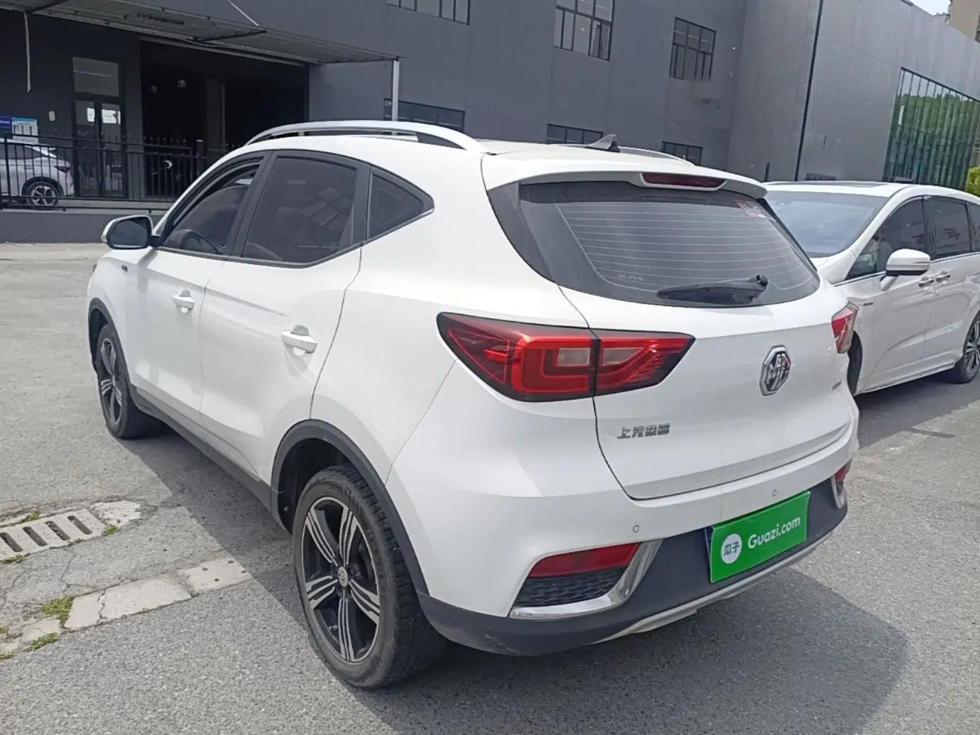 MG ZS 2017 1.5L Automatic Luxury Internet Edition — миниатюра 4