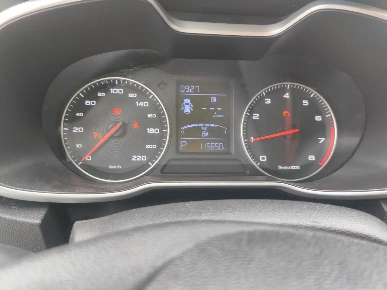 MG ZS 2017 16T Automatic Flagship Internet Edition — миниатюра 12