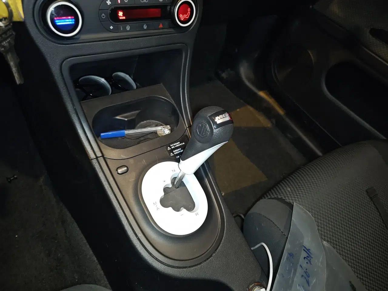 MG 3 2013 1.5L AMT Elite Edition — миниатюра 15