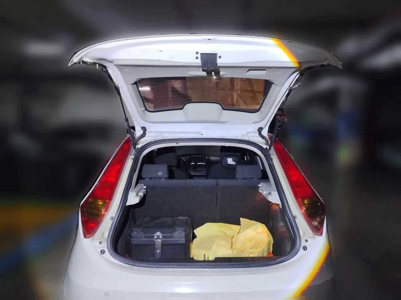 MG 3 2016 1.3L AMT Comfort Edition — миниатюра 20