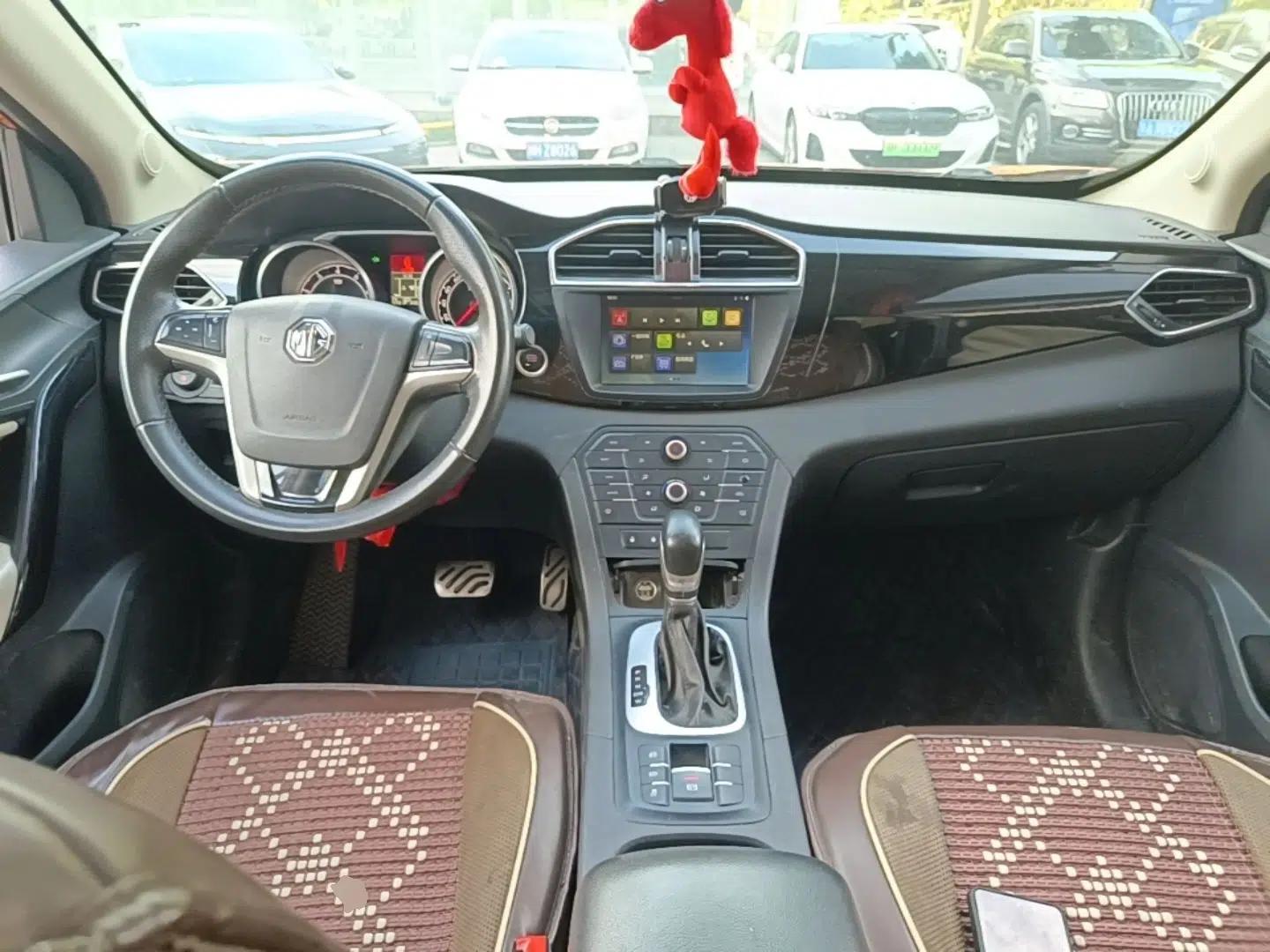 MG GS 2015 2.0TGI TST Luxury Edition — миниатюра 13