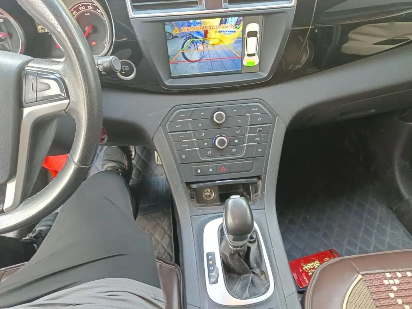 MG GS 2015 2.0TGI TST Luxury Edition — миниатюра 17