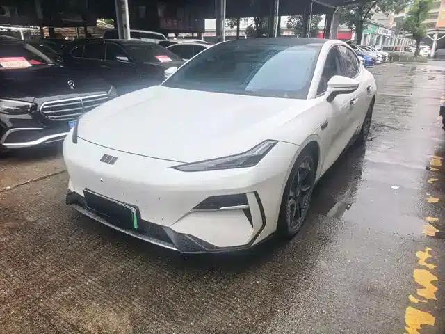 Galaxy E8 2024 550km RWD Dragon Edition