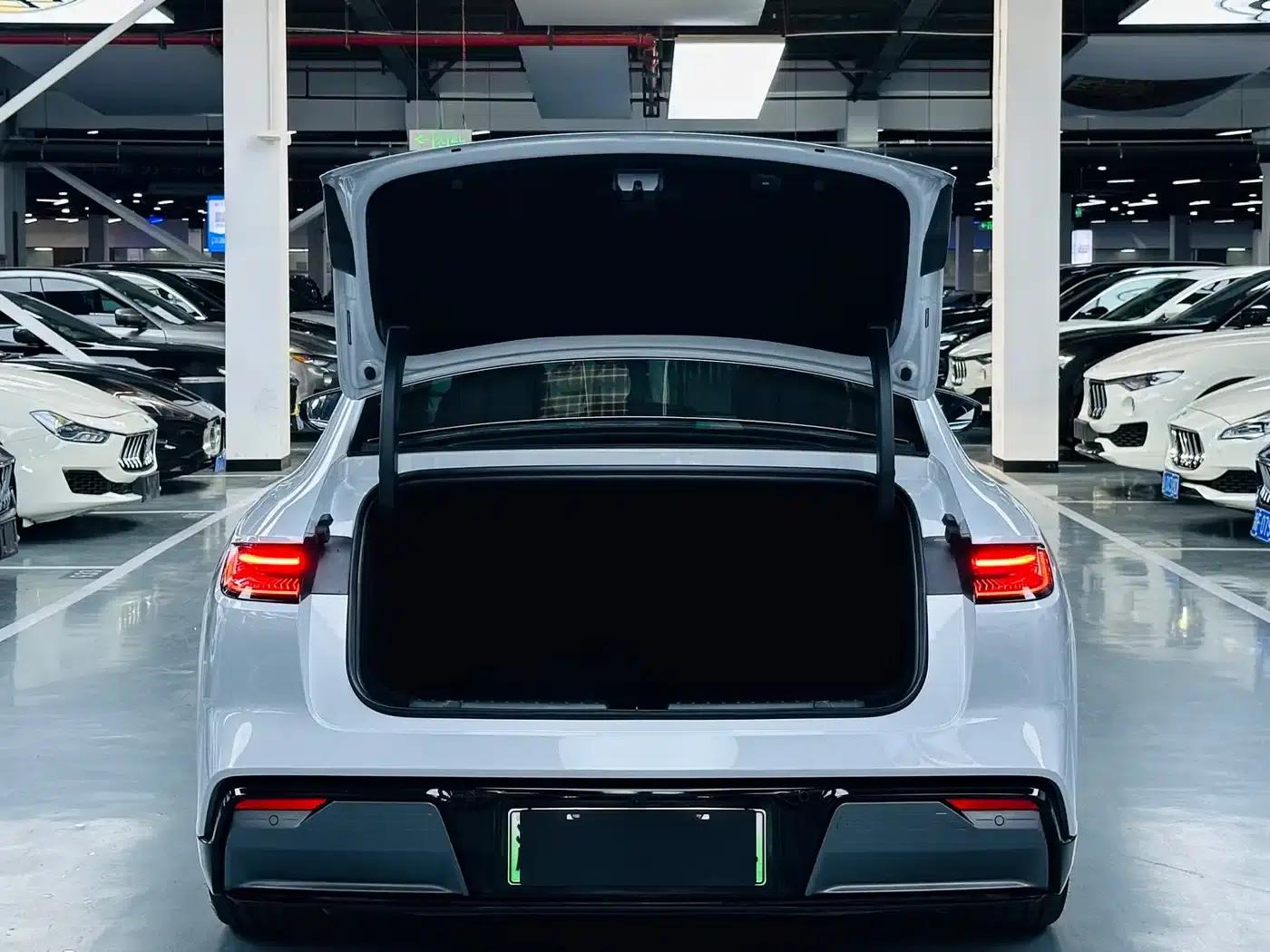 Galaxy E8 2025 Model 700km Long-Range Intelligent Driving Edition — миниатюра 11