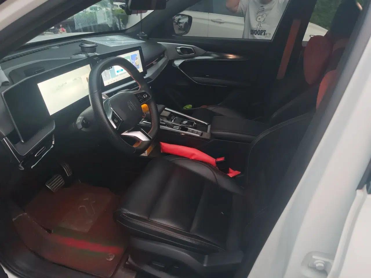 MG ONE 2022 α-Smart Sports Series 1.5T Standard Edition — миниатюра 17