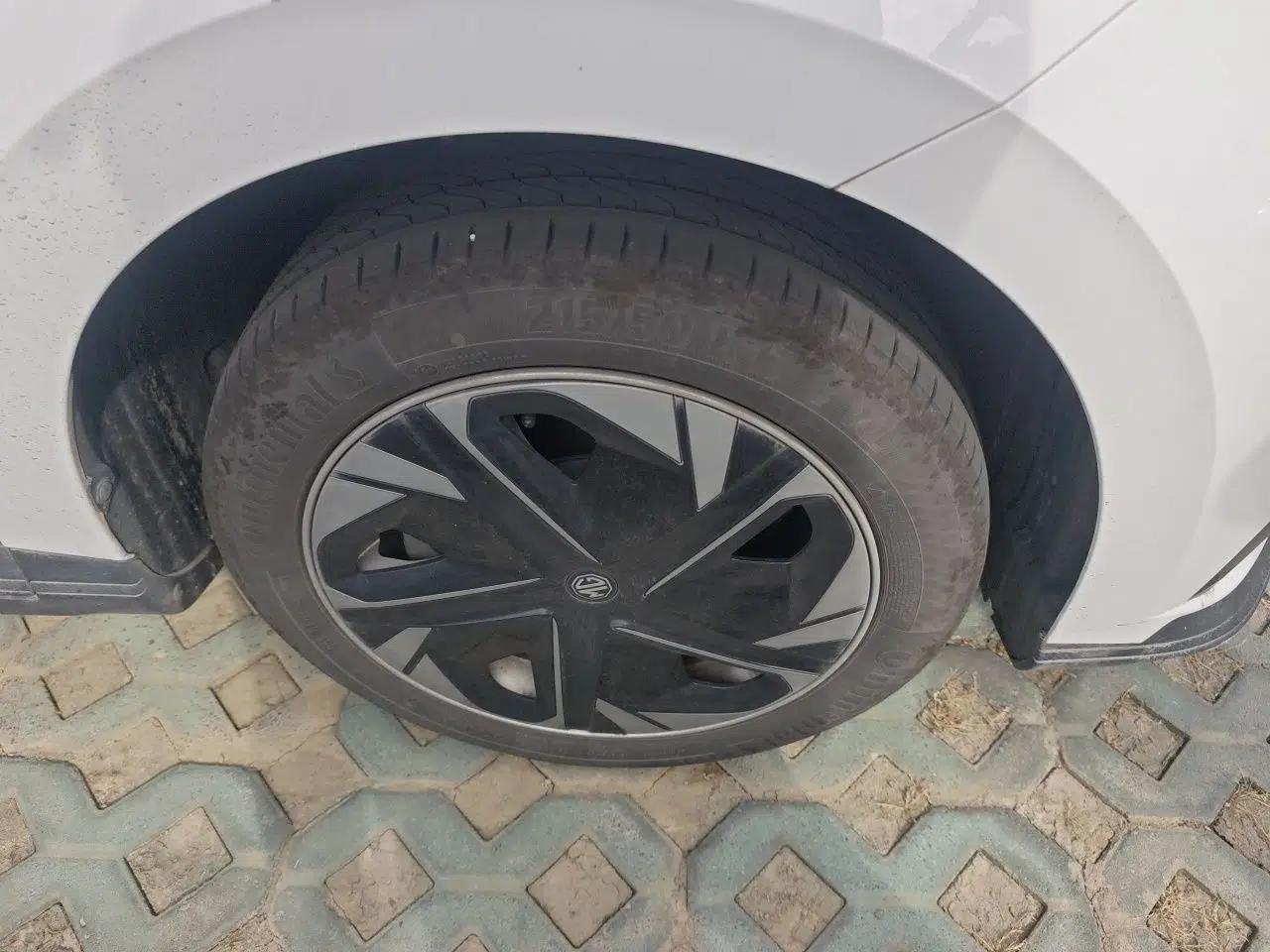 MG 4 EV 2022 425 km Luxury Edition — миниатюра 8