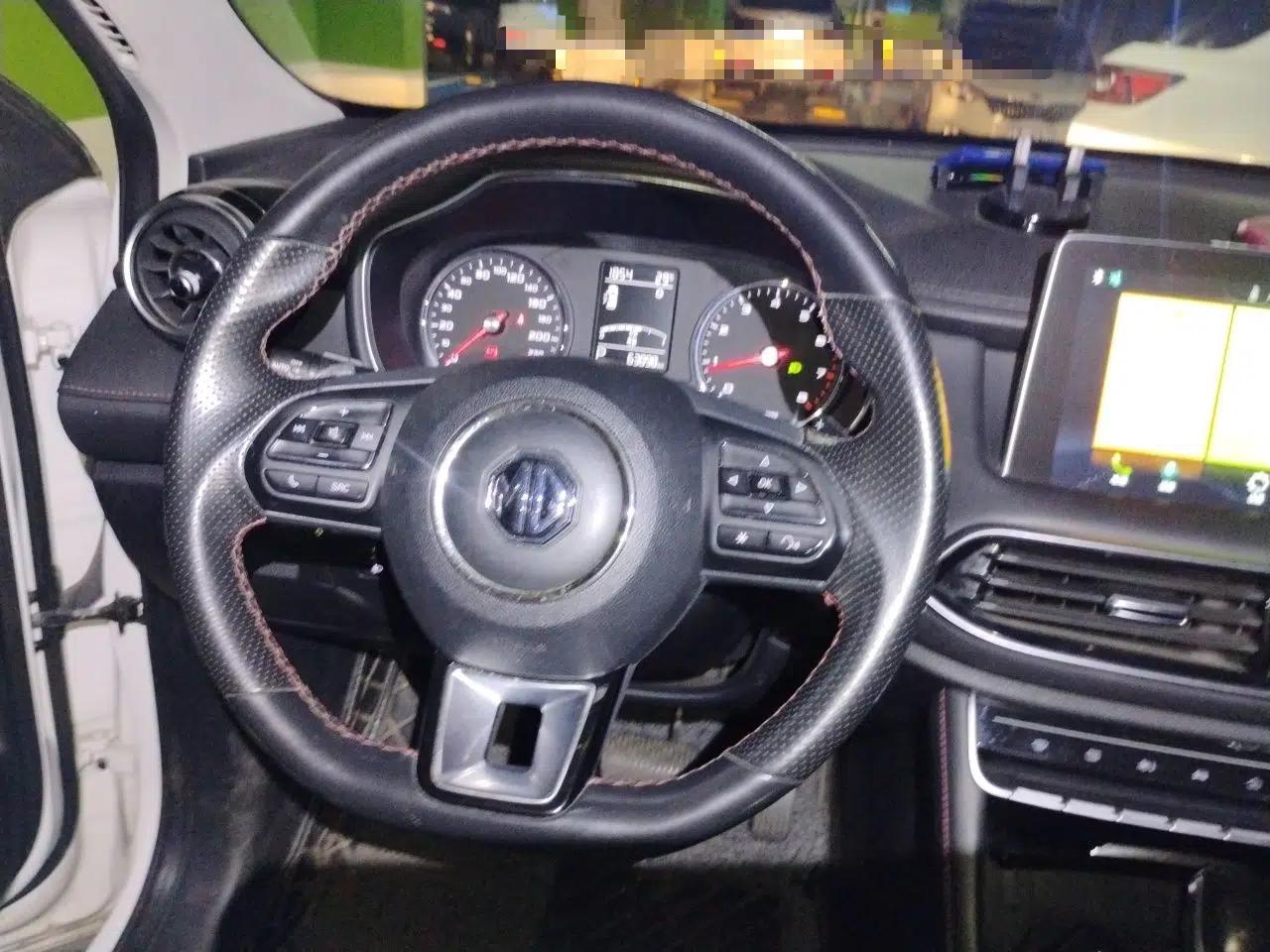 MG HS 2019 20T Automatic Two-Wheel Drive Luxury Edition China VI Standard — миниатюра 11