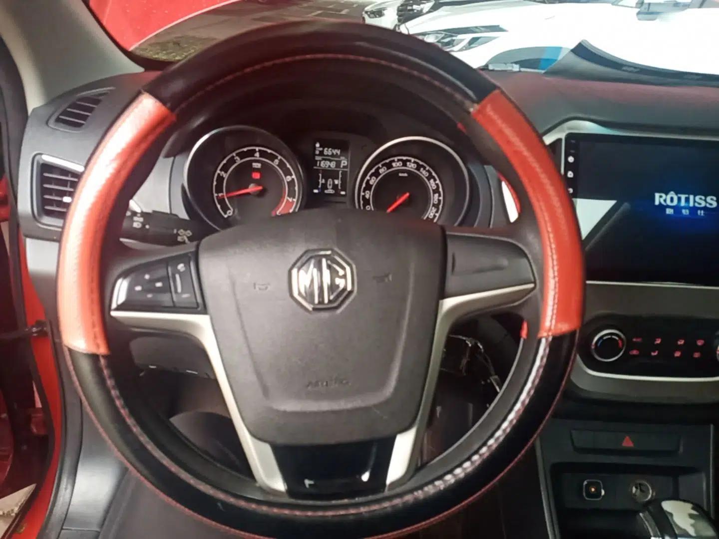 MG GT 2016 1.5L Automatic Value-Added Luxury Edition — миниатюра 14