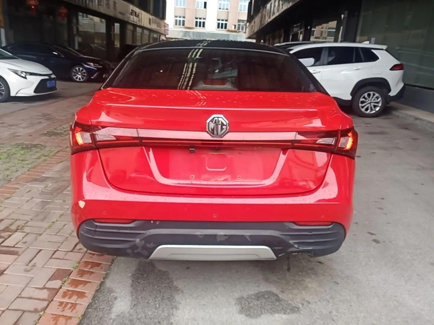 MG GT 2016 1.5L Automatic Value-Added Luxury Edition — миниатюра 5