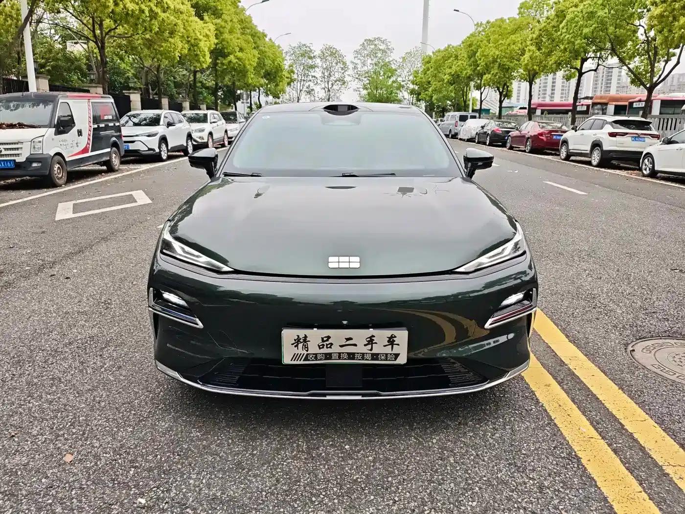 Galaxy Star 8 2025 Model 130km EM-i Flagship Edition — миниатюра 2