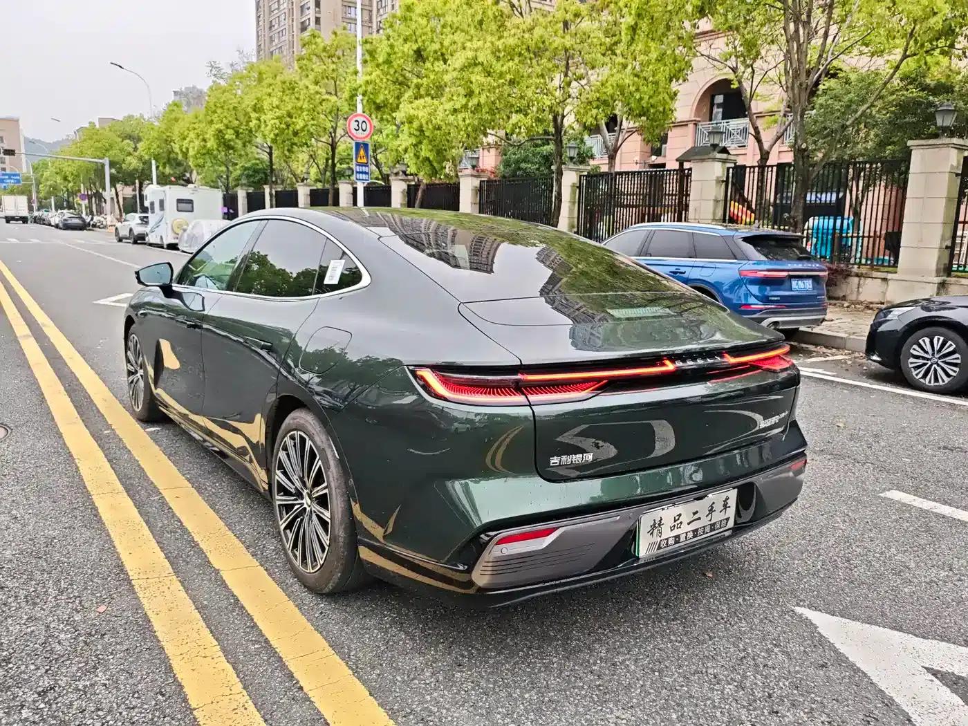 Galaxy Star 8 2025 Model 130km EM-i Flagship Edition — миниатюра 6