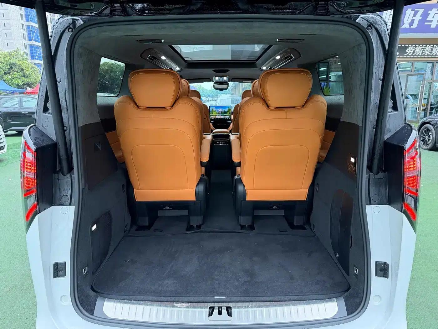 Wingzhen L380 2024 Model, 140-degree, 6-seater, 4WD Ultra — миниатюра 23