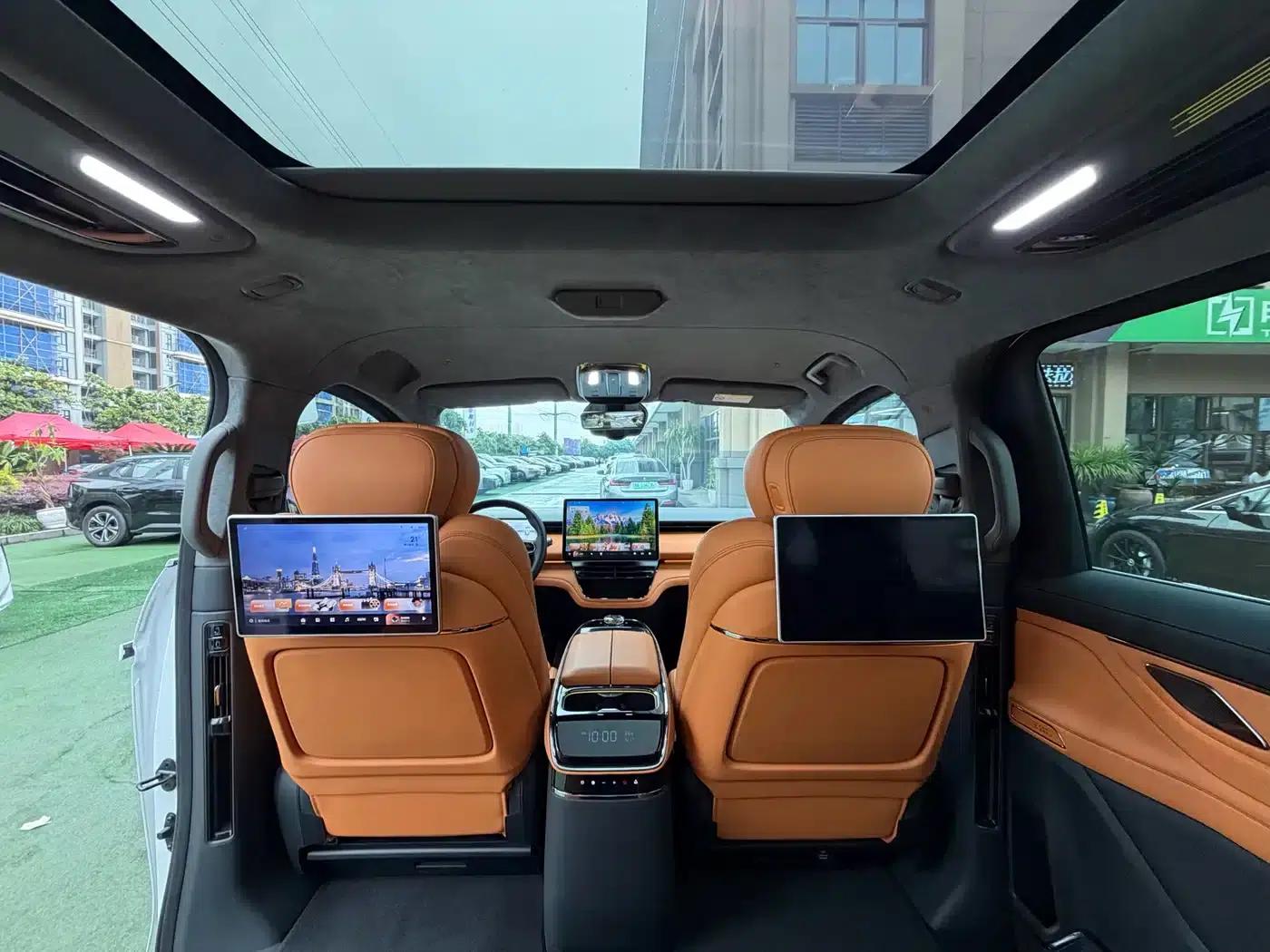 Wingzhen L380 2024 Model, 140-degree, 6-seater, 4WD Ultra — миниатюра 8