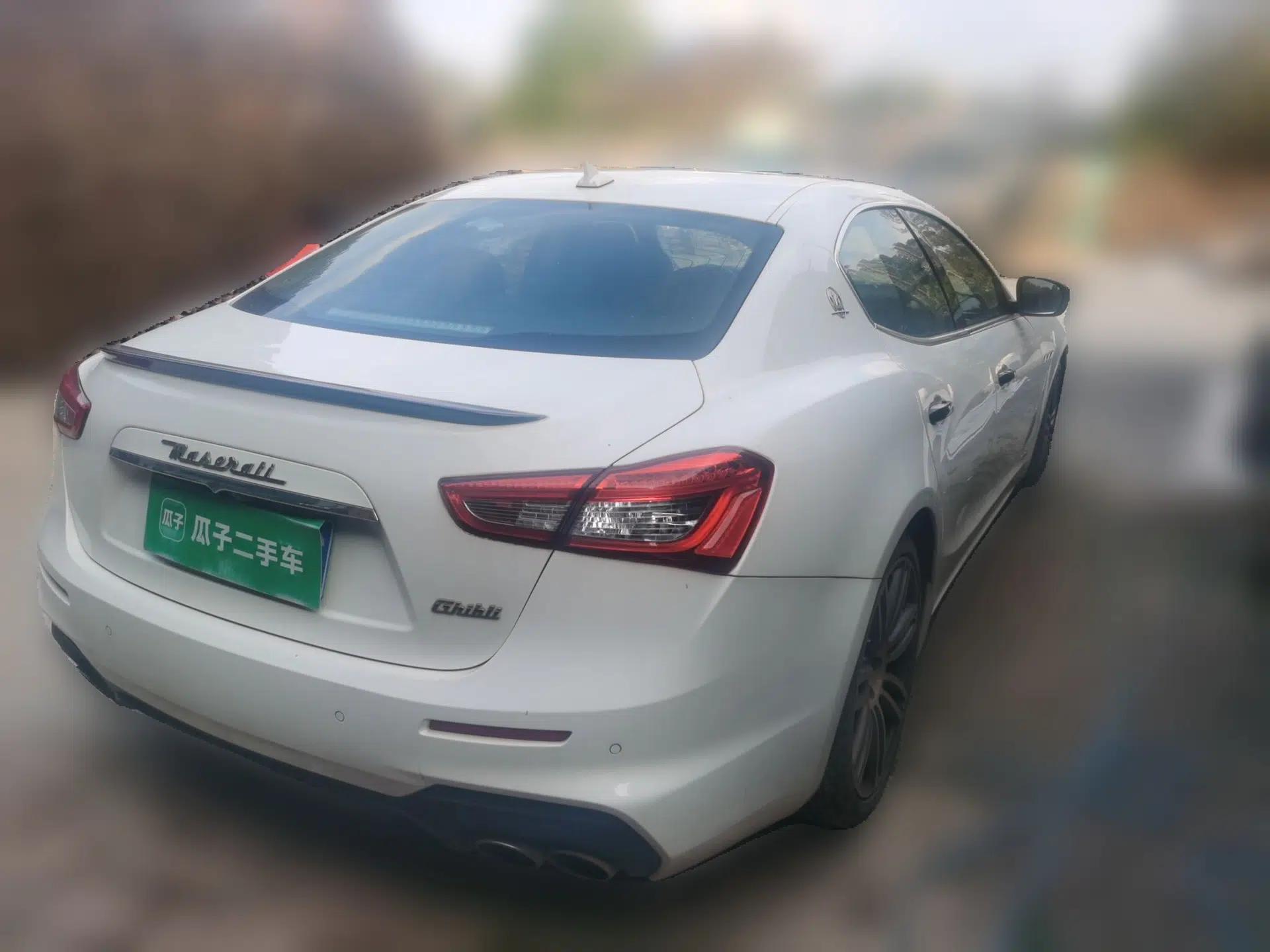 Maserati Ghibli 2018 3.0T Sport Edition — миниатюра 6